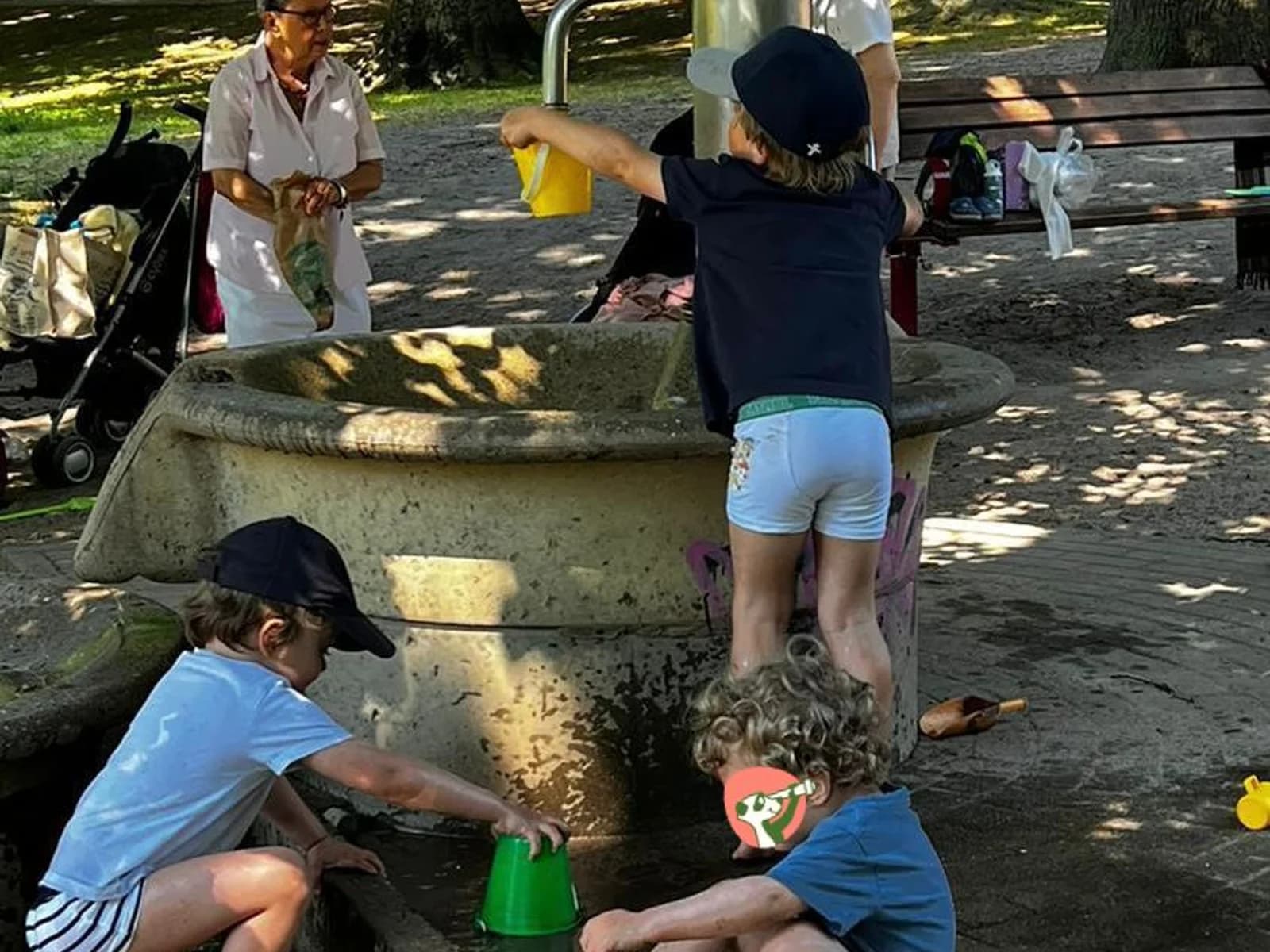 Planschbecken im Stadtpark Hamburg – Wasserspaß für die ganze Familie